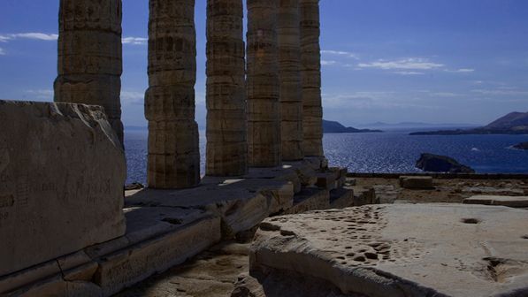 http://www.athensattica.gr/it/you-are-here-3/what-to-see/neighborhoods/item/9440-cape-sounion